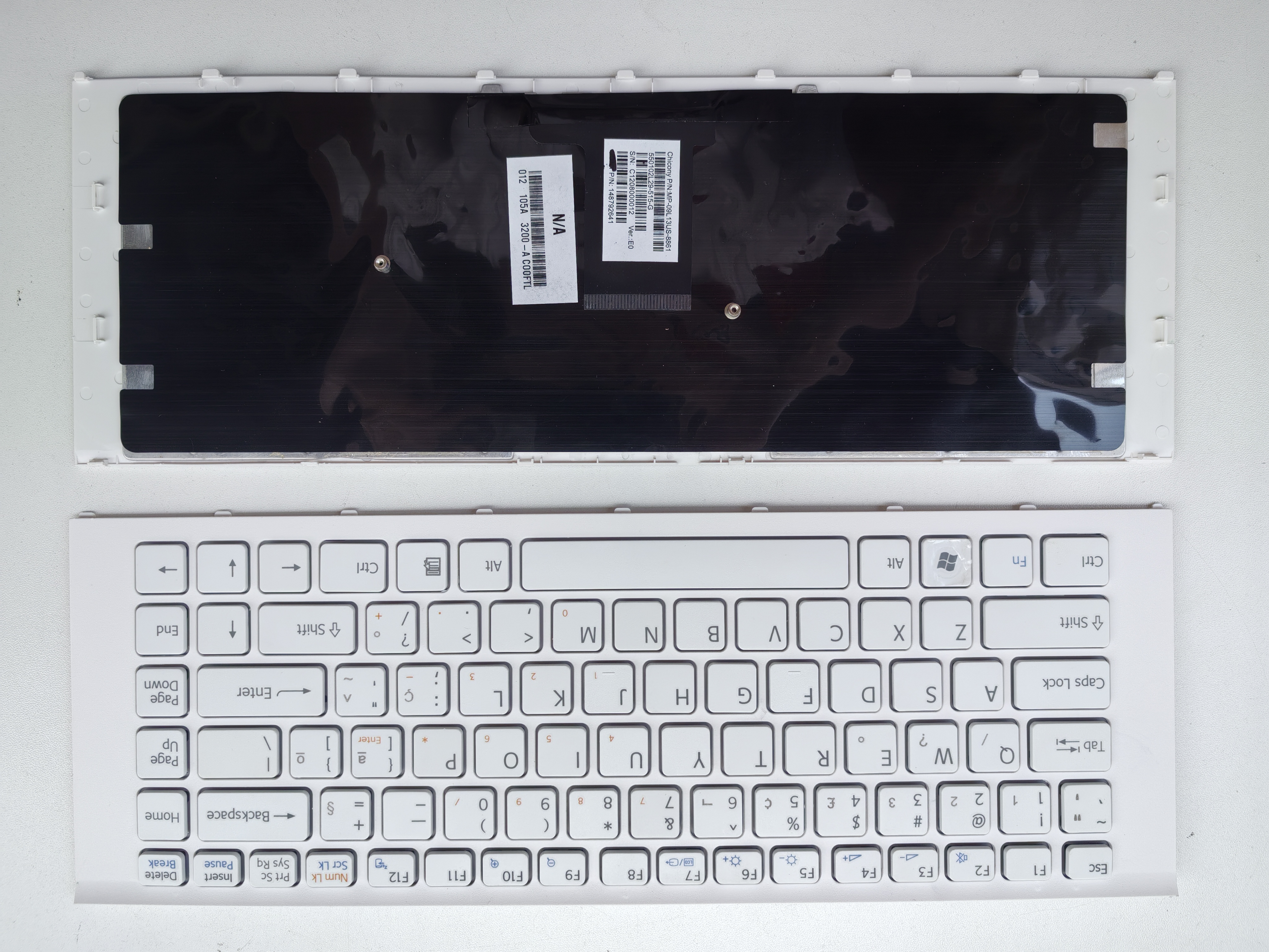 Picture of New Replacement Laptop Keyboard For SONY EA/VPC-EA small carriage return WHITE FRAME BLACK (OEM) BR Layout